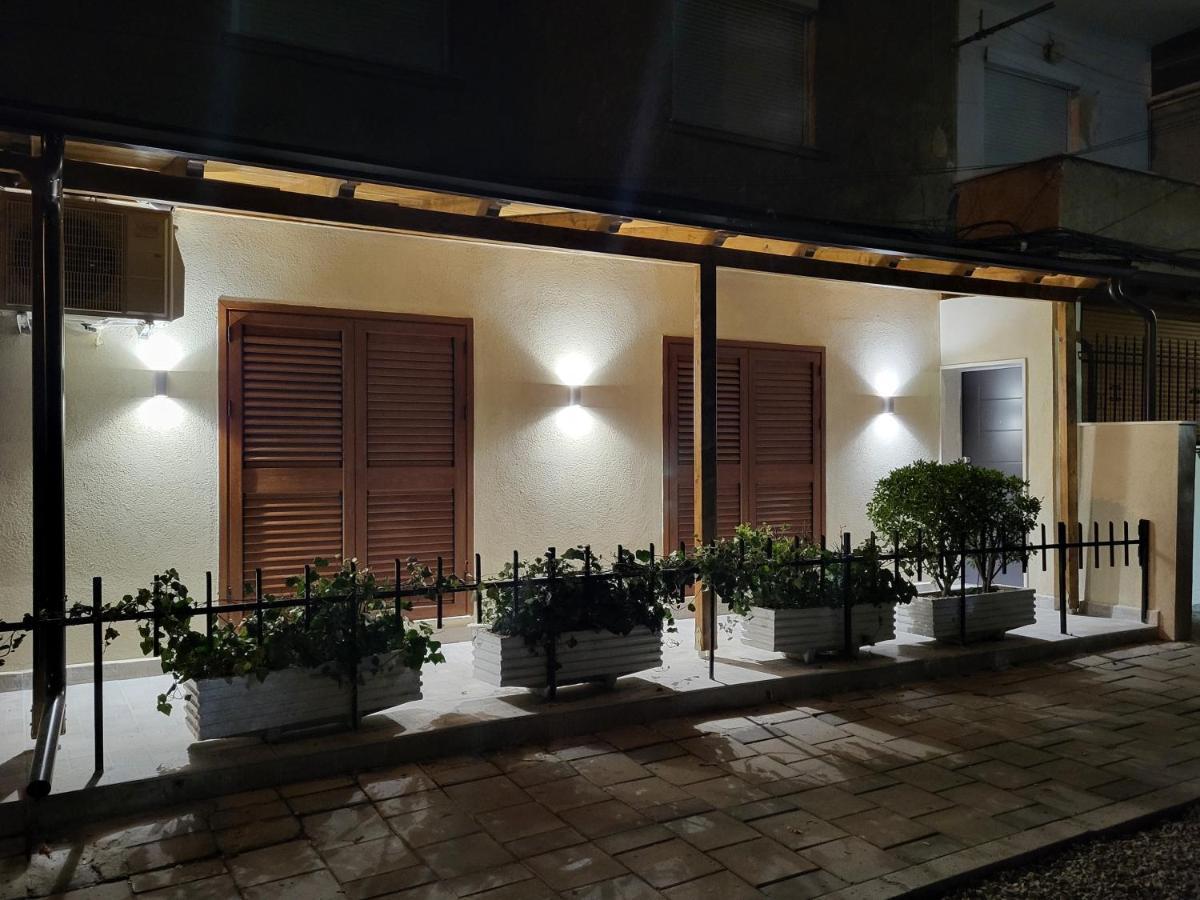 Pietro Guesthouse 2 Тирана Экстерьер фото